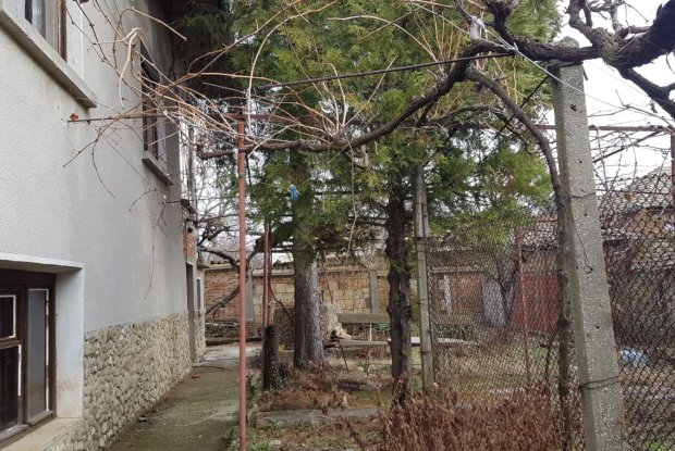 Image No.25-2 Bed House for sale