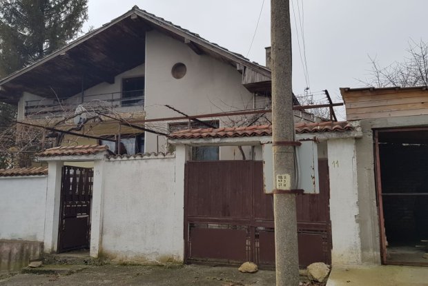 Image No.9-2 Bed House for sale