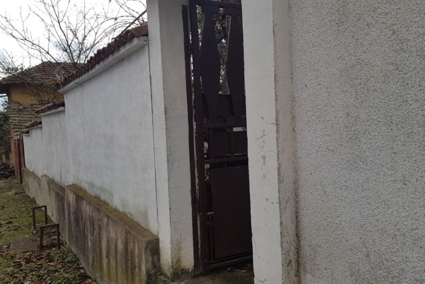 Image No.10-2 Bed House for sale