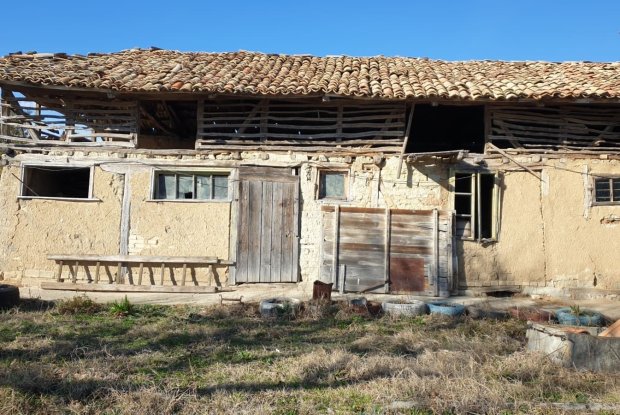 Image No.14-3 Bed House for sale