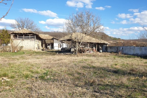 Image No.22-3 Bed House for sale