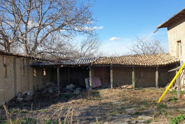 Image No.24-3 Bed House for sale