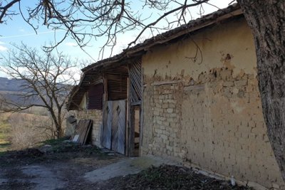 Charming Bulgarian house for sale in village Drinovo (6)