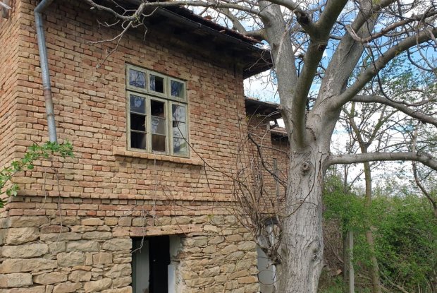 Image No.18-3 Bed House for sale