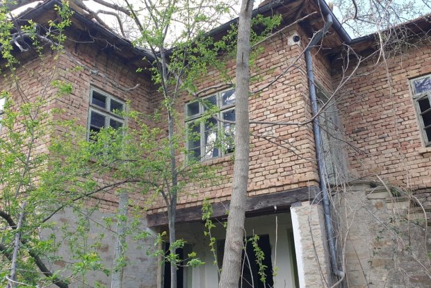 Image No.19-3 Bed House for sale