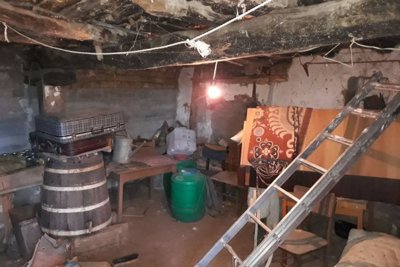 Small traditional Bulgarian house (10)