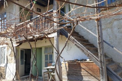 Old Traditional Bulgarian house for sale with views (4)