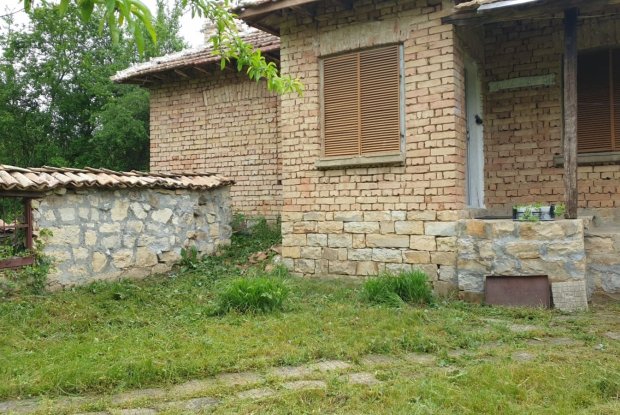 Image No.11-1 Bed House for sale