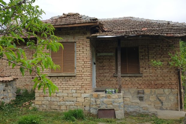 Image No.16-1 Bed House for sale
