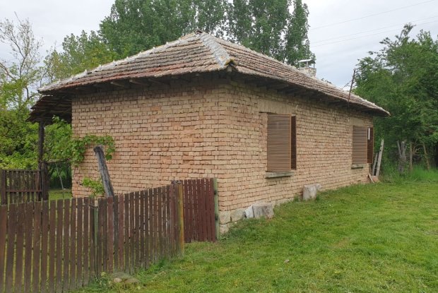 Image No.2-1 Bed House for sale