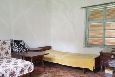 Small charming Bulgarian house for sale in village Voditsa (132)