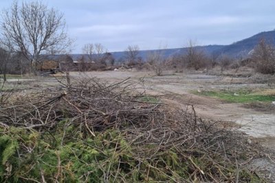 Bulgarian plot for sale with 25 000 m2 land in regulation (4)