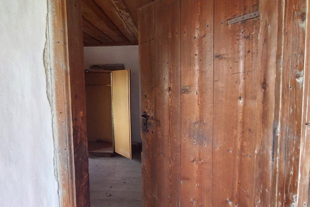 Image No.22-4 Bed House for sale