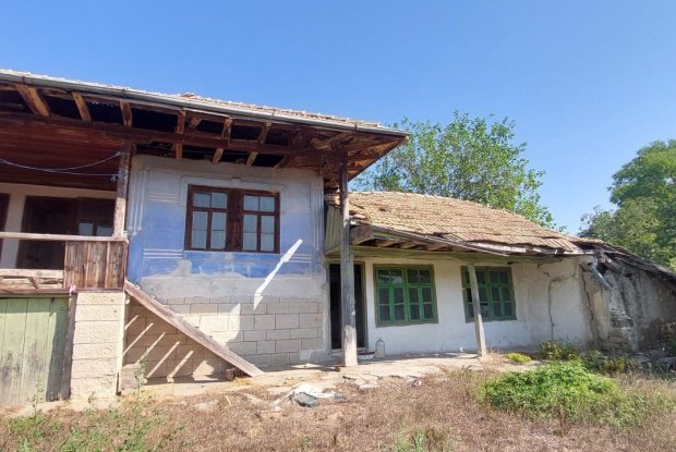 Image No.6-4 Bed House for sale