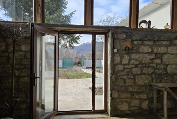 Image No.18-2 Bed House for sale