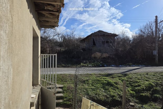 Image No.17-3 Bed House for sale