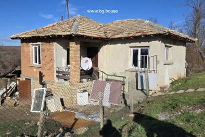 Bulgarian House in Dolets Village (1)
