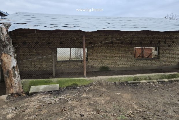 Image No.14-4 Bed House for sale