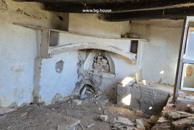 Image No.12-3 Bed House for sale