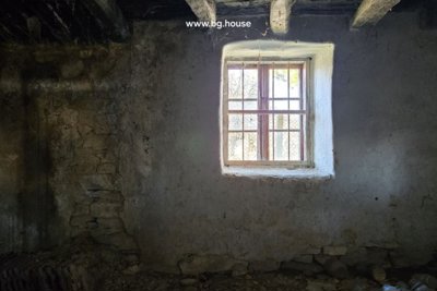 Cheap Bulgarian house for sale in village Razdeltsi (14)