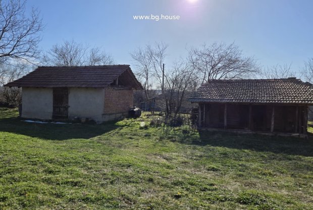 Image No.21-3 Bed House for sale