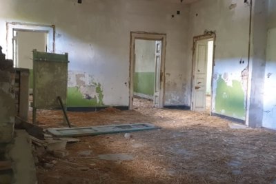 Bulgarian School for sale with land 2900 sq.m. (18)