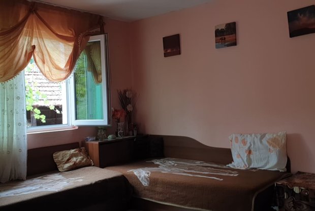 Image No.20-2 Bed House for sale