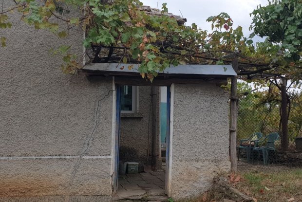 Image No.3-2 Bed House for sale
