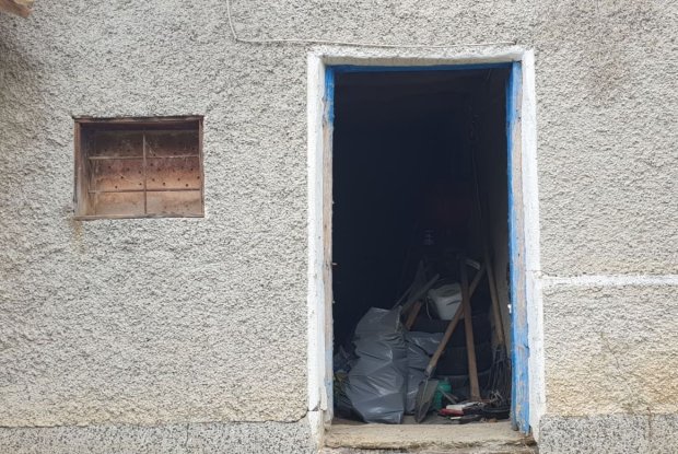Image No.5-2 Bed House for sale
