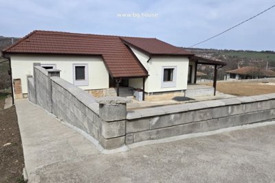 Beautiful Bulgarian house for sale in village Poroishte (4)