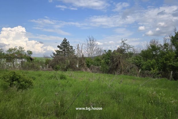 Image No.14-4 Bed House for sale