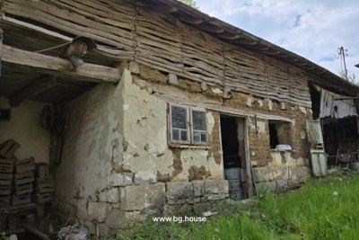 Country House for Sale in Ivancha near Popovo (26)