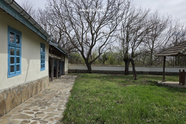 Image No.15-5 Bed House for sale