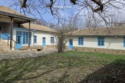 Renovated Bulgarian House in Village Pomoshitsa (4)