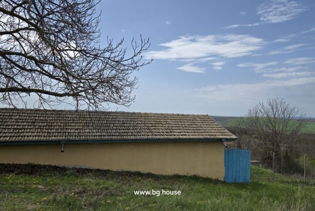 Image No.25-10 Bed House for sale