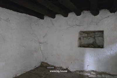 Bulgarian House for Sale in Village Koprivets – 700m² Plot (16)