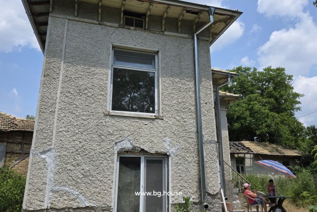 Image No.13-4 Bed House for sale