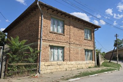 Lovely Bulgarian House for Sale in Village Katselovo (3)