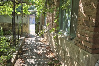 Lovely Bulgarian House for Sale in Village Katselovo (21)