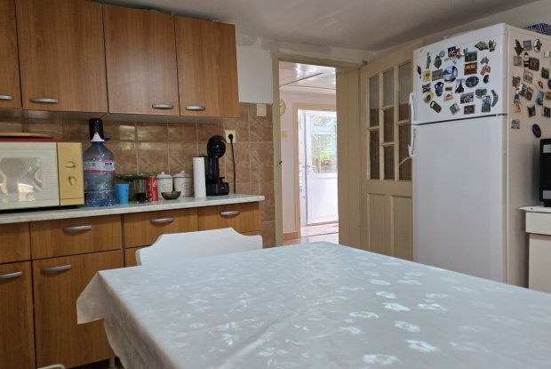 Image No.20-4 Bed House for sale