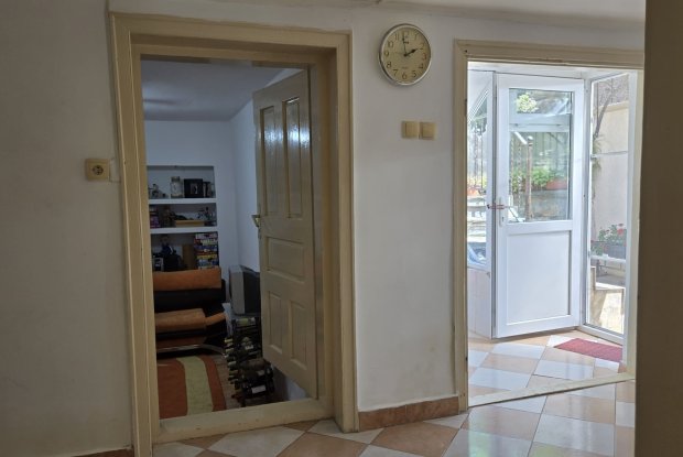Image No.21-4 Bed House for sale