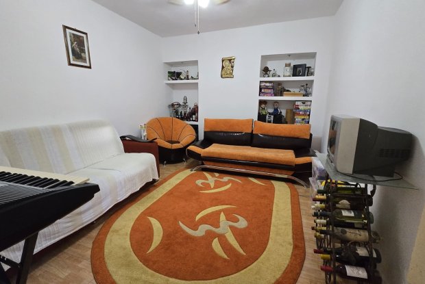 Image No.22-4 Bed House for sale