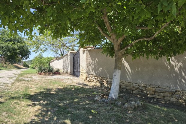 Image No.7-4 Bed House for sale