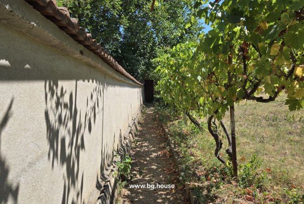 Image No.11-3 Bed House for sale