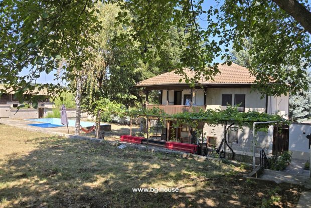 Image No.21-3 Bed House for sale