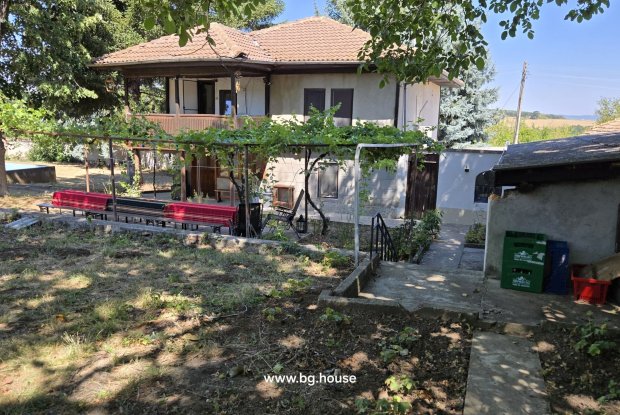 Image No.22-3 Bed House for sale