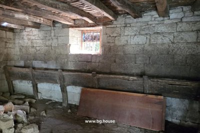 Bulgarian House for Sale in Village Lomtsi with 2030m² Garden (32)