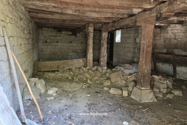 Image No.9-3 Bed House for sale