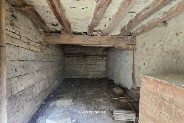 Image No.24-3 Bed Property for sale
