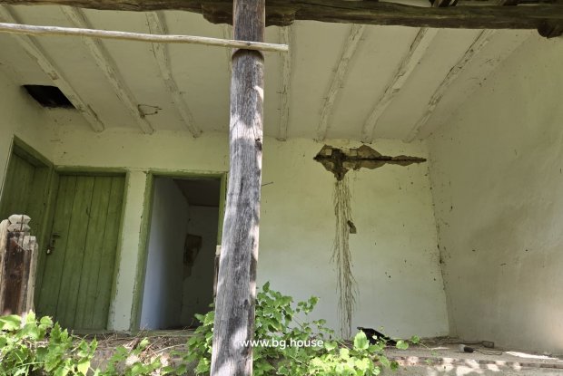 Image No.6-3 Bed Property for sale